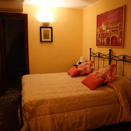 Residenza Domizia Pensión 4*