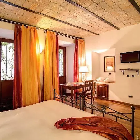 Residenza Domizia בית הארחה