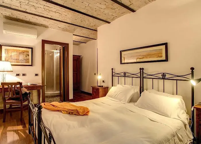 Vendégház Residenza Domizia 4*